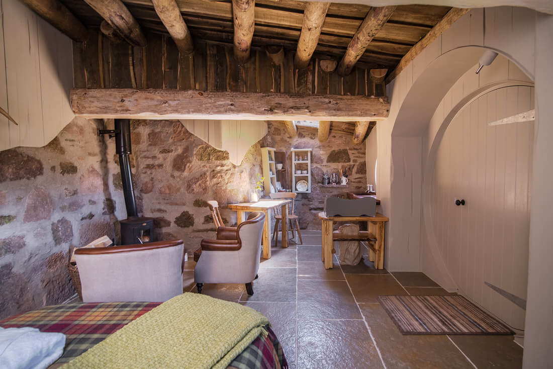 Self catering accommodation hobbit hole interior